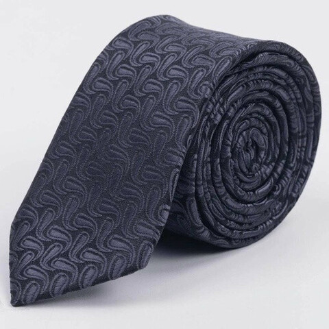 Арендовать черный галстук с фактурным узором для мужских костюмов