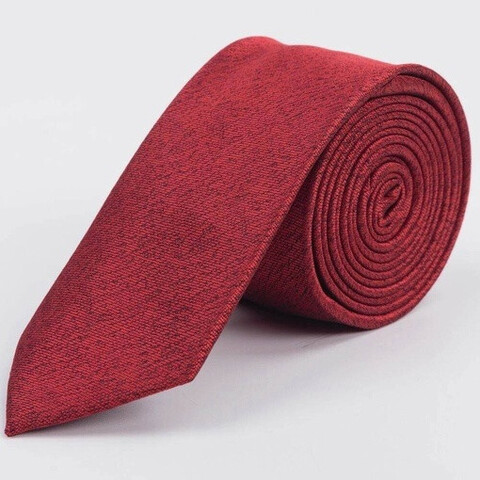 Прокат бордового галстука с узором текстуры для мужского костюма