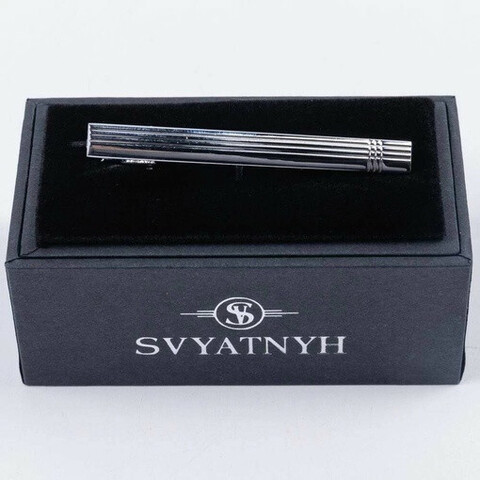 Арендовать классический зажим с гравировкой для мужских костюмов