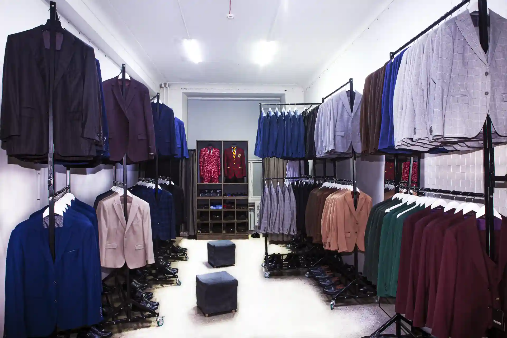 Прокат мужских костюмов в Новосибирске